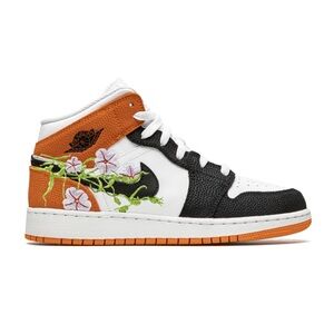 Nike AIR JORDAN 1 MID GS
"BASKETBALL BLOSSOM"